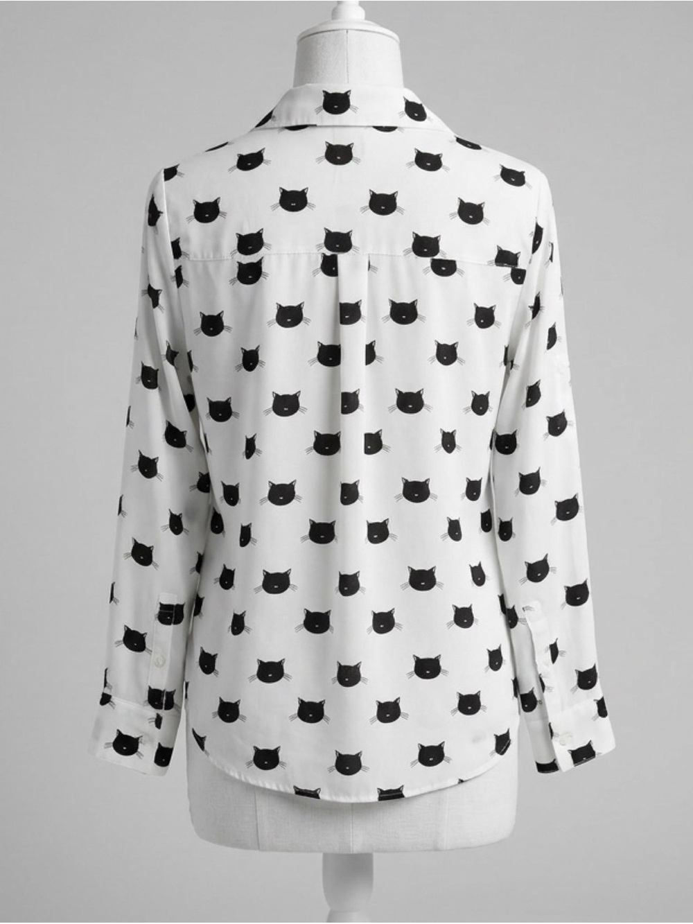 Express Portofino Button Down Blouse Ivory Black Cat Rare Print Size Small - Picture 2 of 14